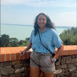 Meet your Posher, Liliana